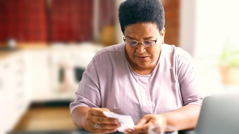 « J'ai travaillé toute ma vie pour ça ? » : à 70 ans, Martine ne peut même pas profiter de sa retraite 6 Jai travaille toute ma vie pour ca a 70 ans Martine ne peut meme pas profiter de sa retraite